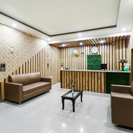 فريد آباد Hotel Grand 81 المظهر الخارجي الصورة