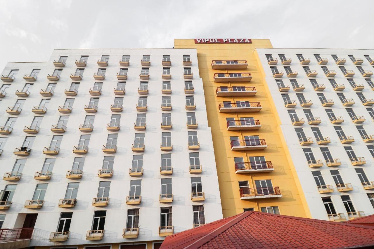فريد آباد Hotel Grand 81 المظهر الخارجي الصورة