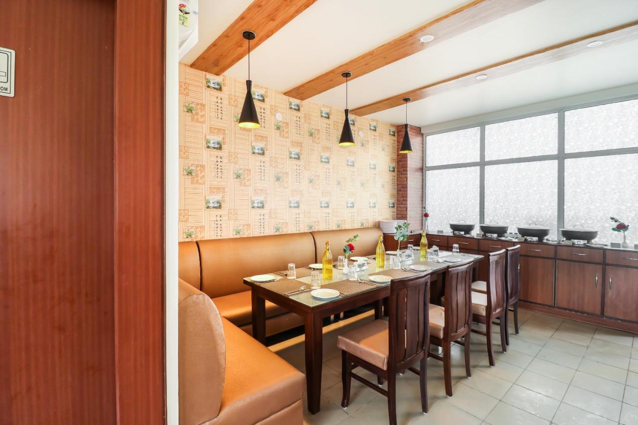 فريد آباد Hotel Grand 81 المظهر الخارجي الصورة
